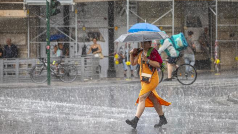 Activan alerta meteorológica en Milán, se esperan tormentas y ráfagas de viento